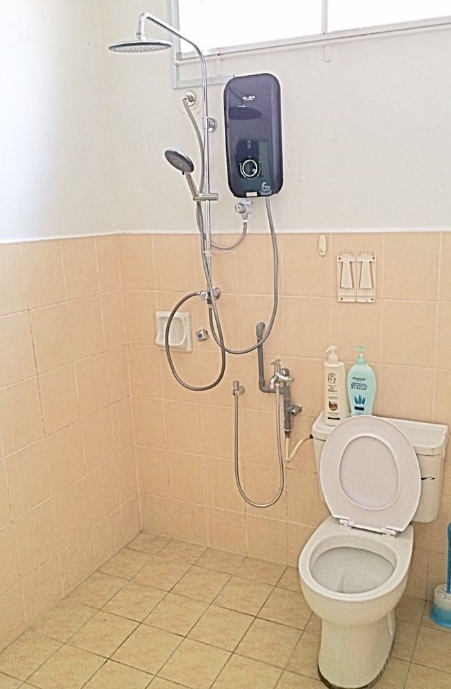 Vinz Homestay Malacca Exteriör bild